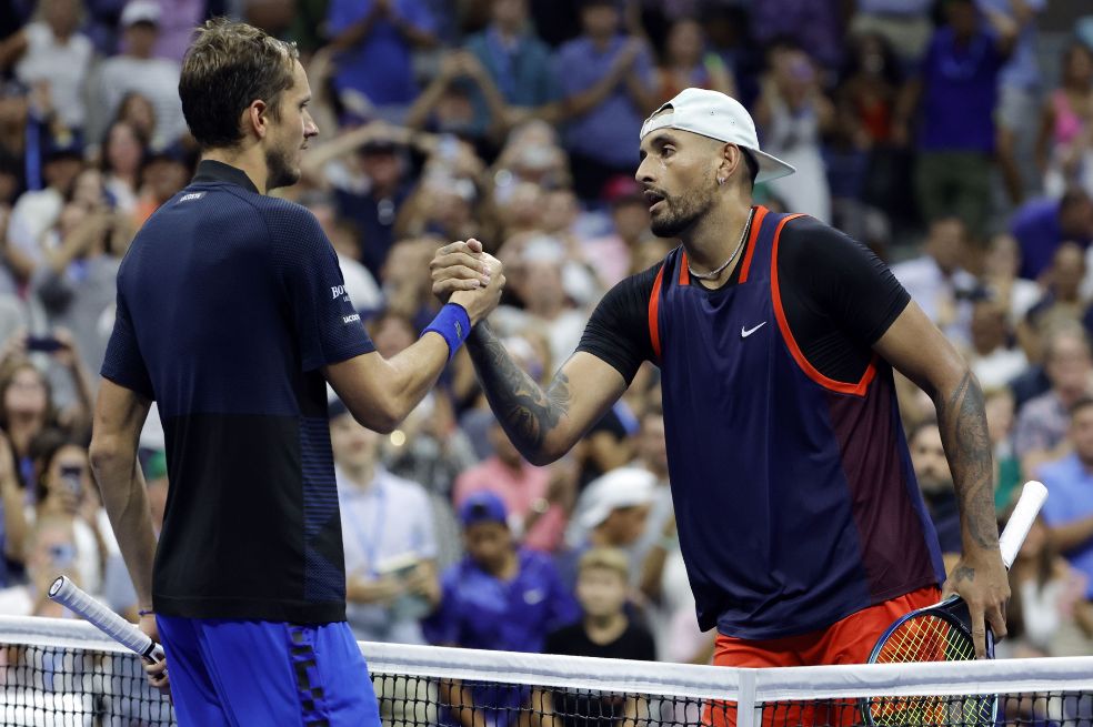 Medvedev cayó ante Kyrgios en el US Open y perderá el número uno de la ATP