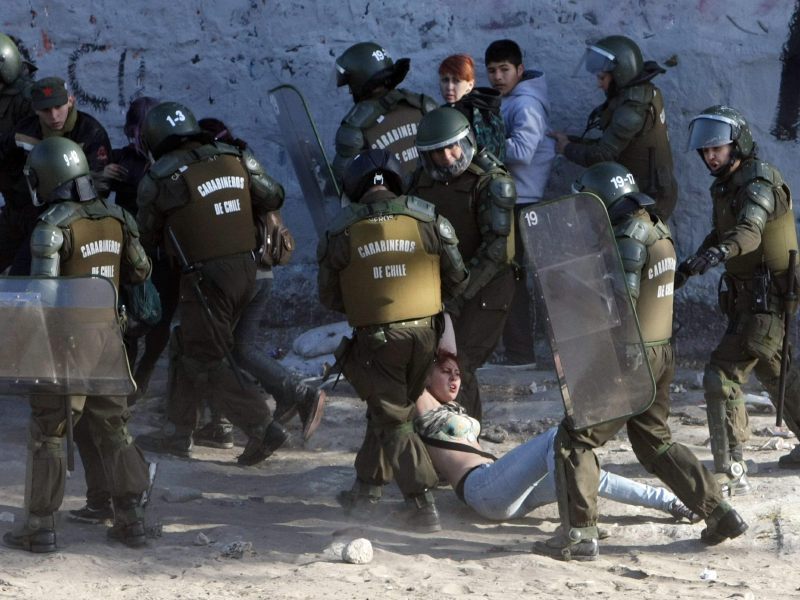 Crisis policial: esto han hecho otros países