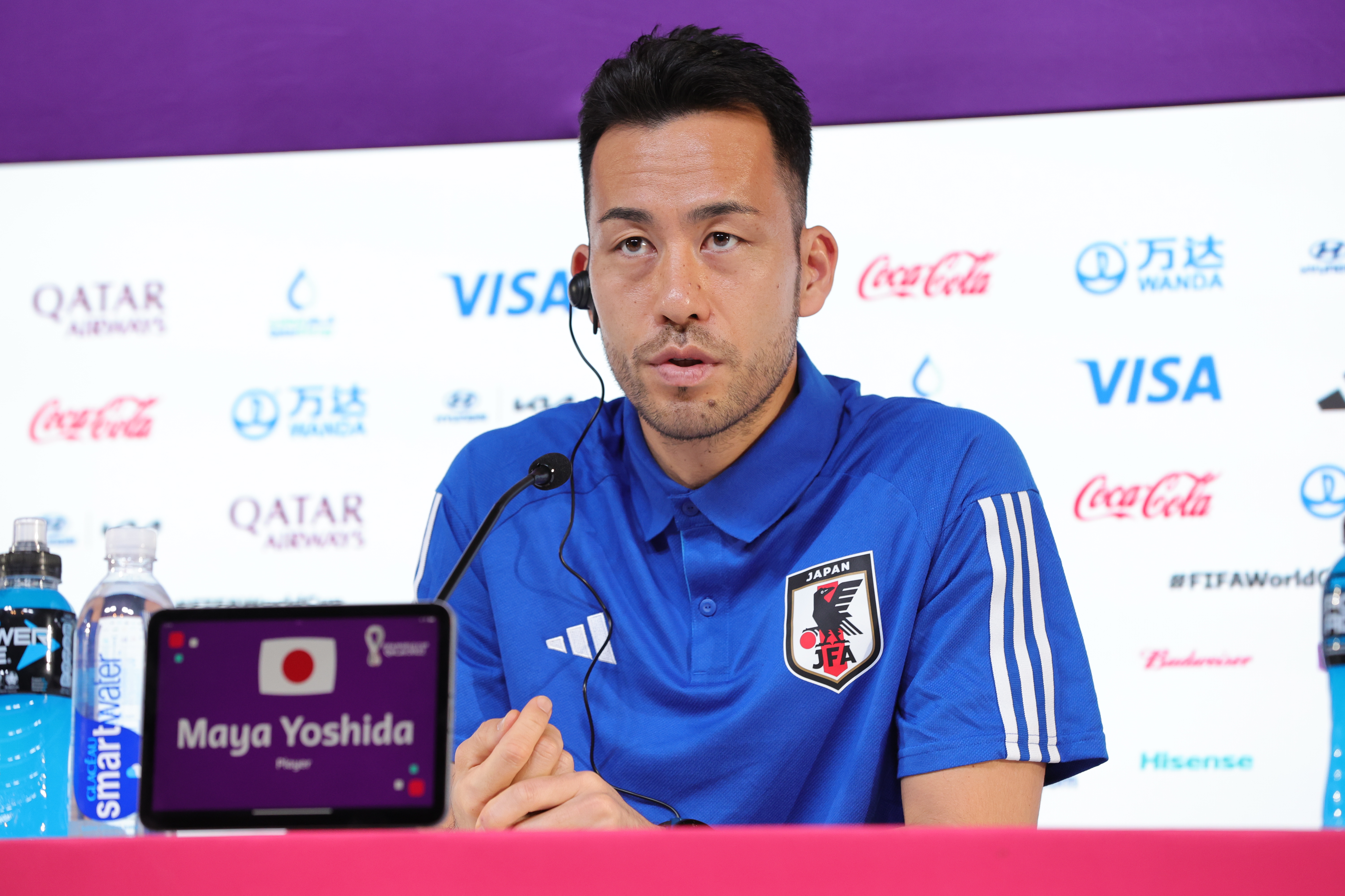 Doha (Qatar), 22/11/2022.- Japan national team player Maya Yoshida during a press conference at the Qatar National Convention Center (QNCC) in Doha, Qatar, 22 November 2022. Japan will face Germany in the FIFA World Cup 2022 on 23 November. (Mundial de Fútbol, Alemania, Japón, Catar) EFE/EPA/ABIR SULTAN