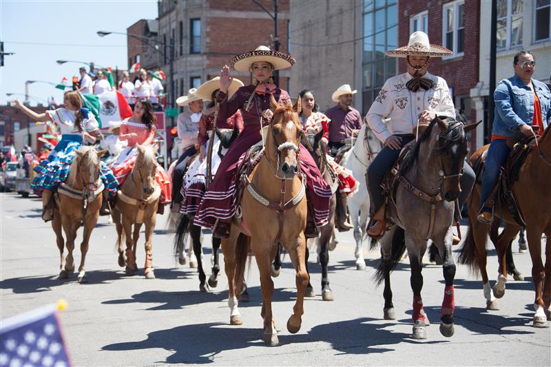 Cancelan el desfile anual del Cinco de Mayo en Chicago por temor a redadas de inmigración