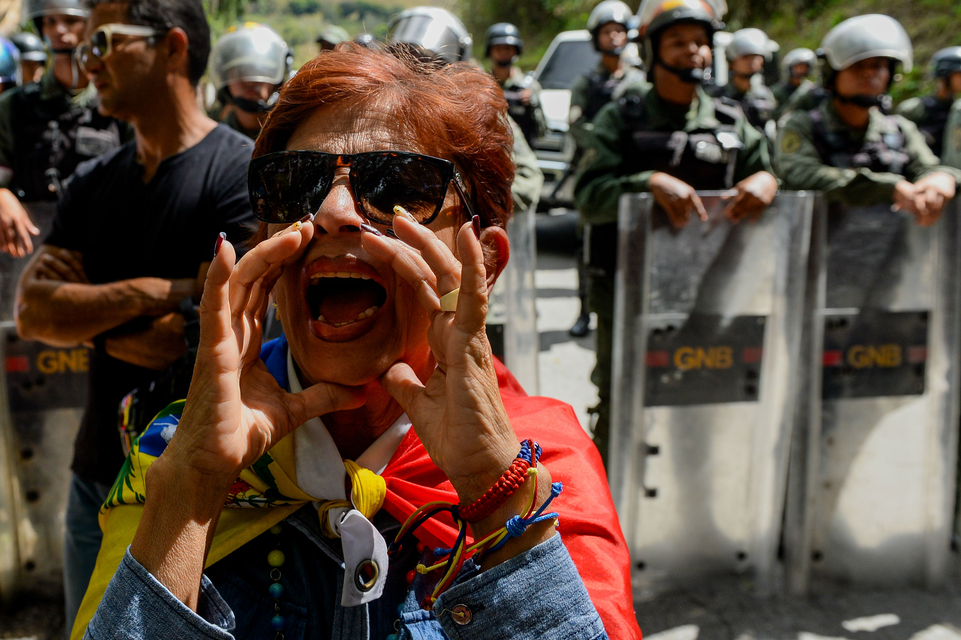 Focos de protesta en Caracas por muerte del piloto rebelde Óscar Pérez