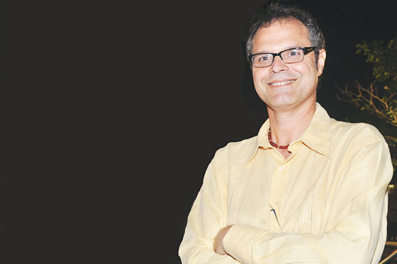Ernesto McCausland, adiós a un narrador