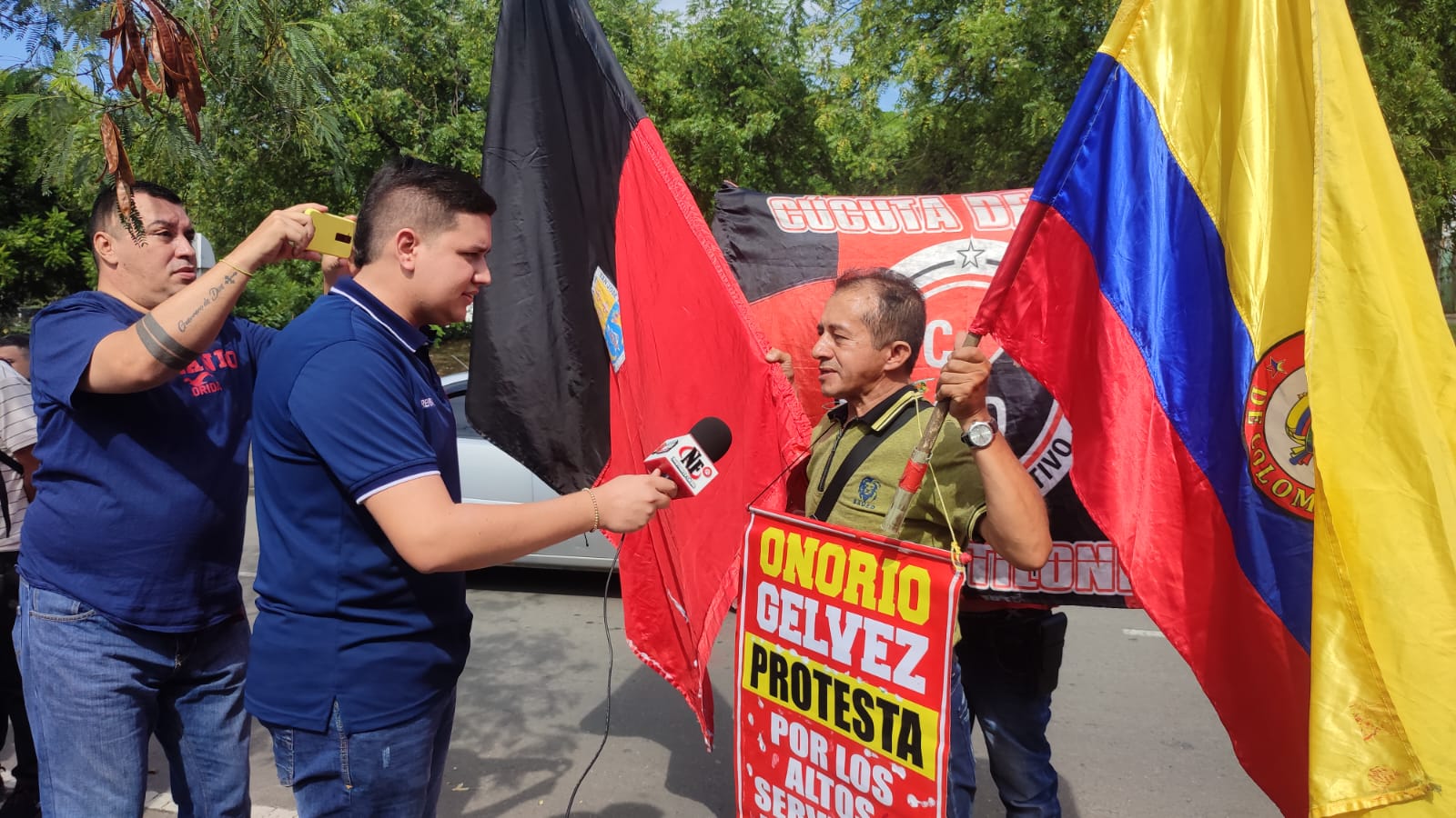 Tatán Mojica durante una entrevista en cúcuta