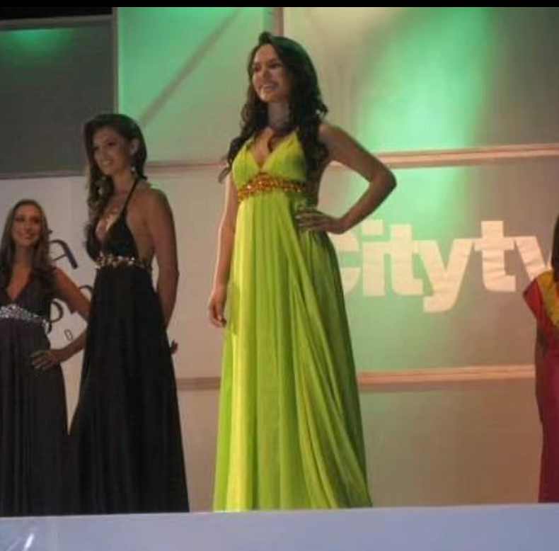 Sylvana Gómez, hermana de Carolina Gómez en el reinado de Señorita Bogotá, 2007. Cromos - Captura de pantalla.