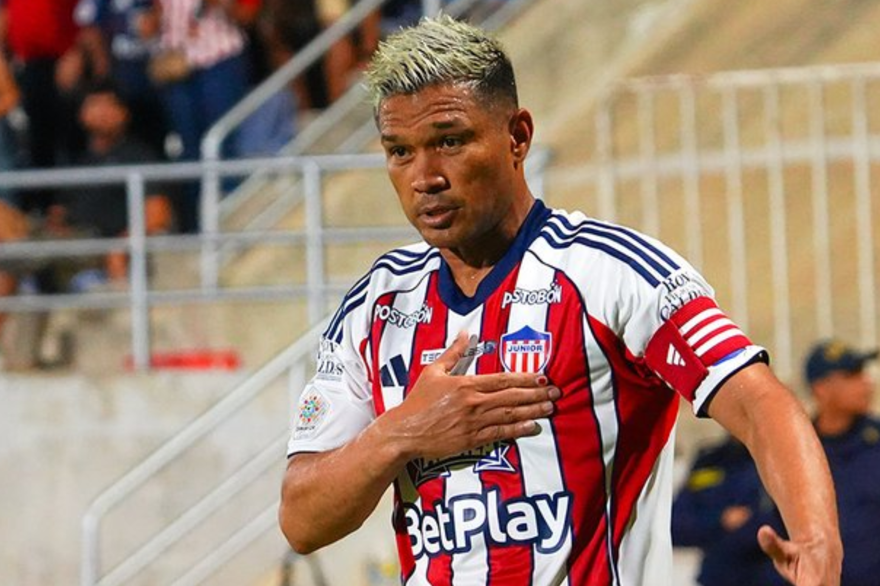 Teófilo Gutiérrez metió a Junior a la final: Hugo Rodallega falló el penalti clave