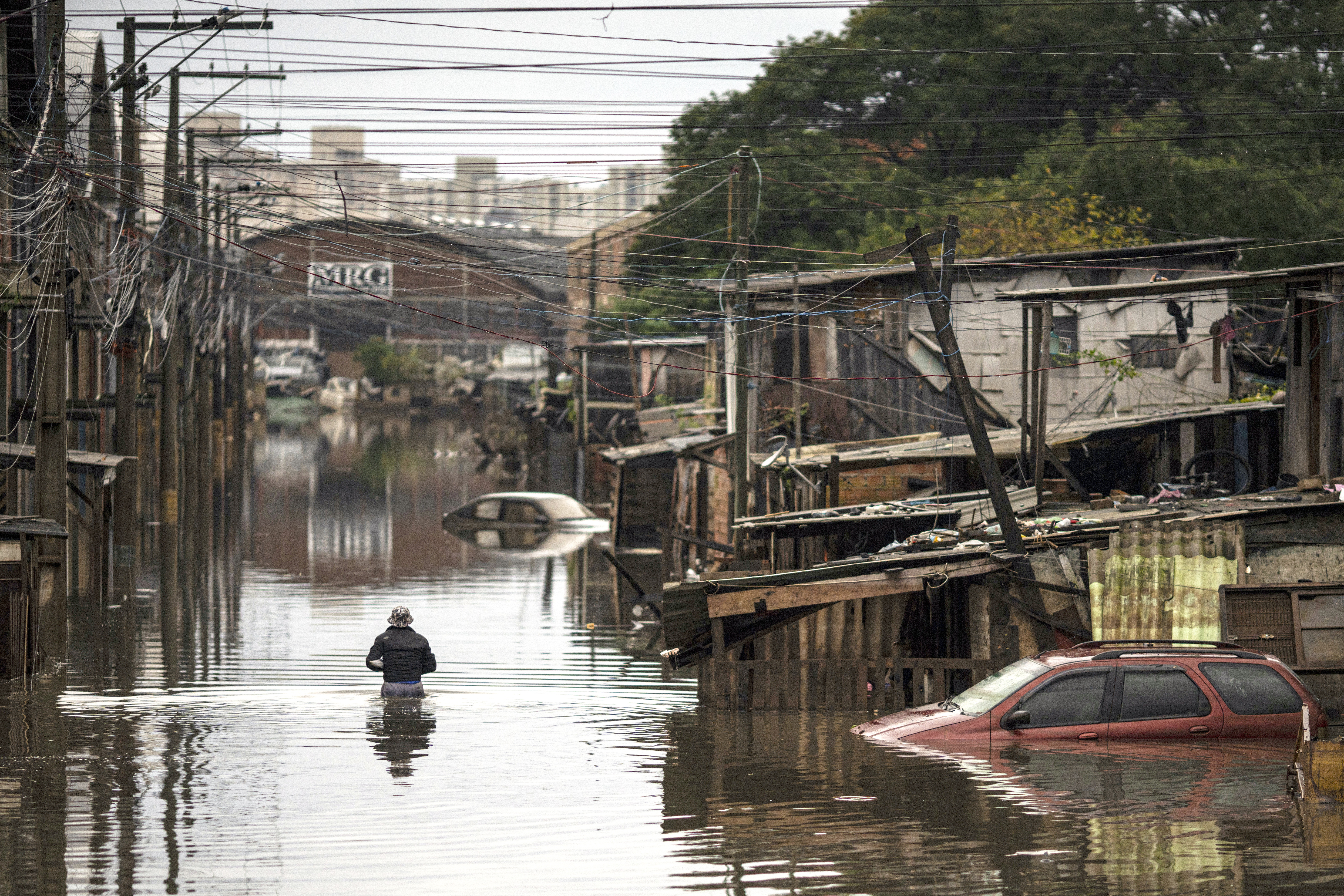 Desmantelar políticas llevó a la mayor crisis climática de Brasil