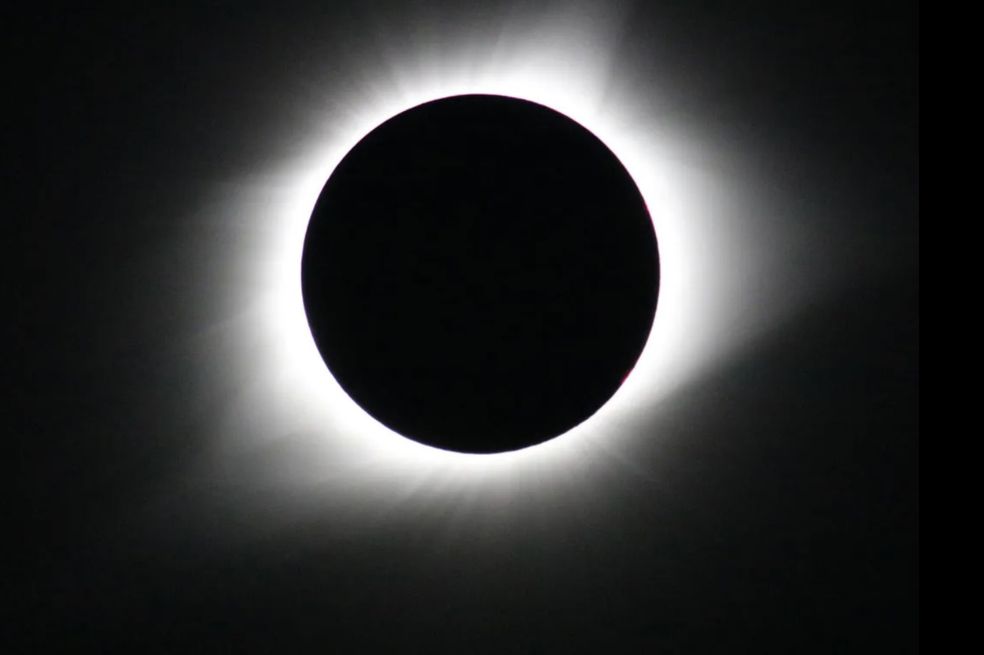 El eclipse ofrecerá una valiosa oportunidad para la investigación científica, permitiendo estudios detallados de la corona solar y la ionosfera terrestre.
