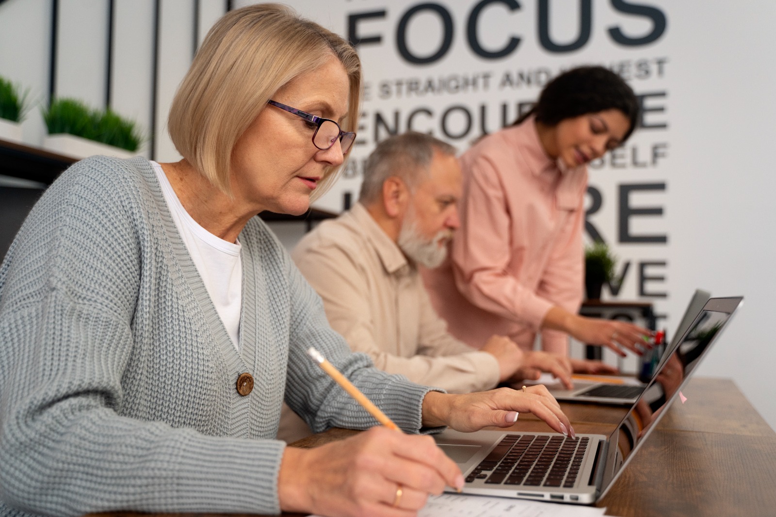 Cinco tips para que los emprendedores mayores de 40 años aprendan a programar