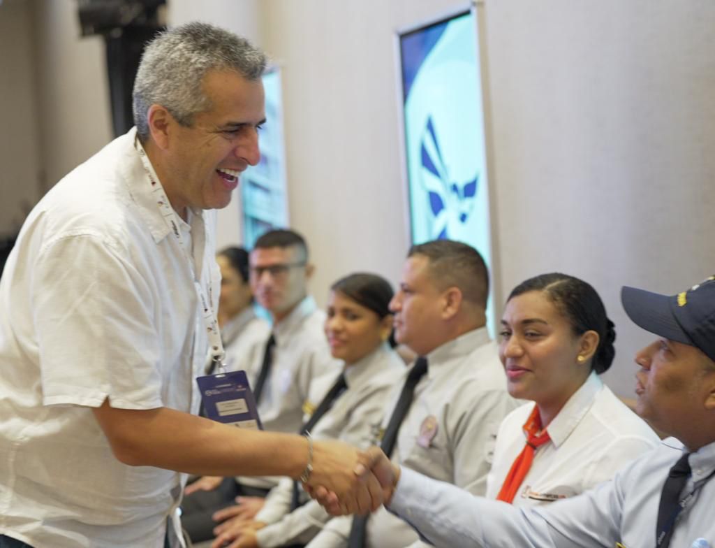 “Este gobierno no está bajando la guardia”: Velasco frente a organizaciones ilegales