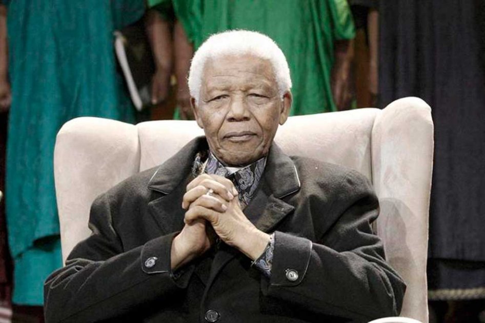 Nelson Mandela nuevamente fue hospitalizado