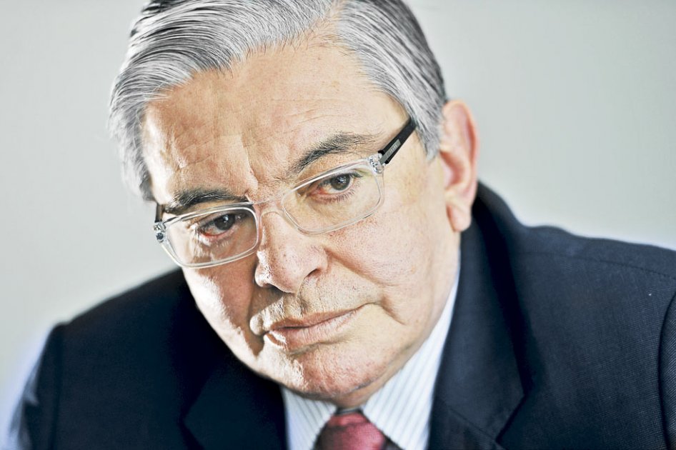 ‘Negociar sin cese al fuego es un error’