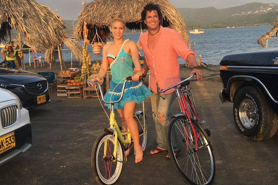 Shakira cancela su actuación con Carlos Vives en los American Music Awards