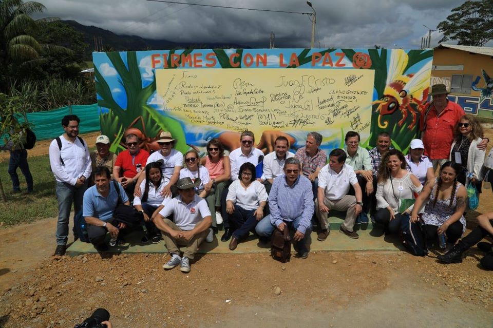 Pie de foto: Cortesía Defendamos La Paz.