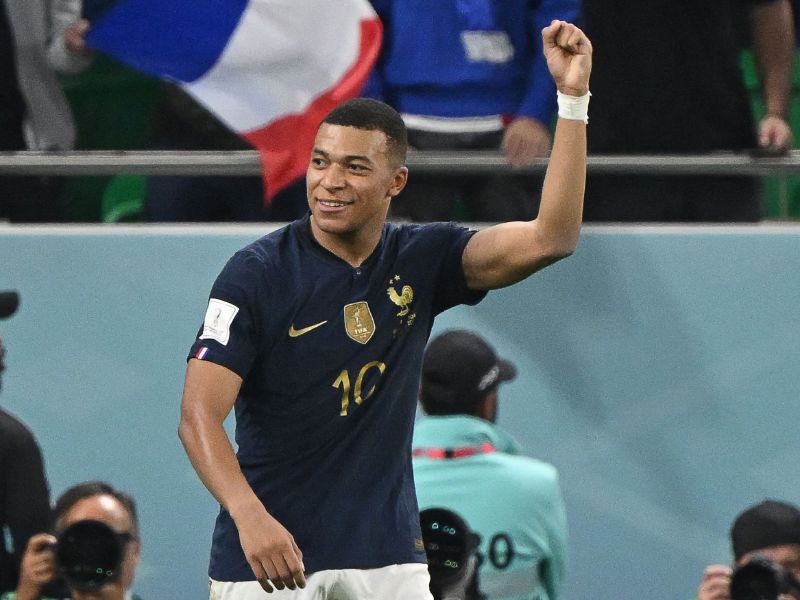 Varios seguidores de Kylian Mbappé quedaron asombrados por la belleza de la mujer que tendría la atención de jugador. (Photo by ANDREJ ISAKOVIC / AFP)