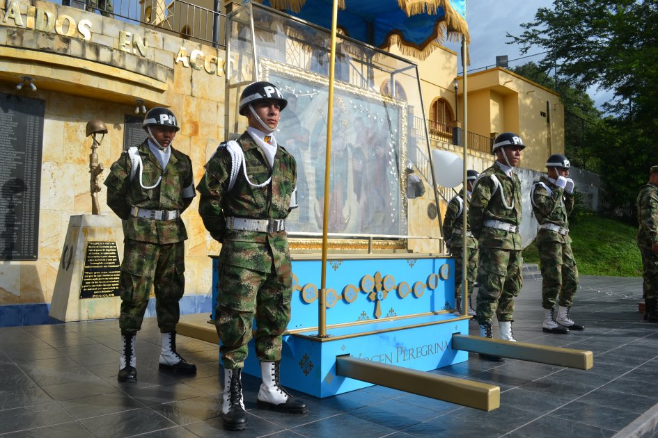 Oración por los soldados y los guerrilleros