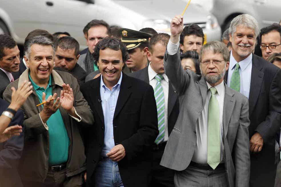 Lucho Garzón (izquierda), Sergio Fajardo y Antanas Mockus (centro), y Enrique Peñalosa (derecha).