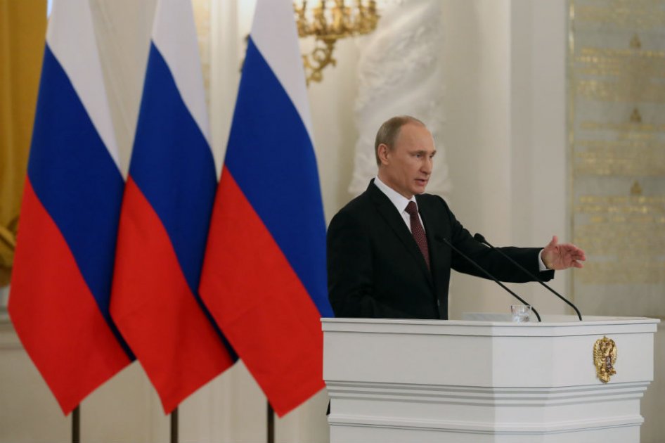 Putin firma un acuerdo de incorporación de Crimea a Rusia