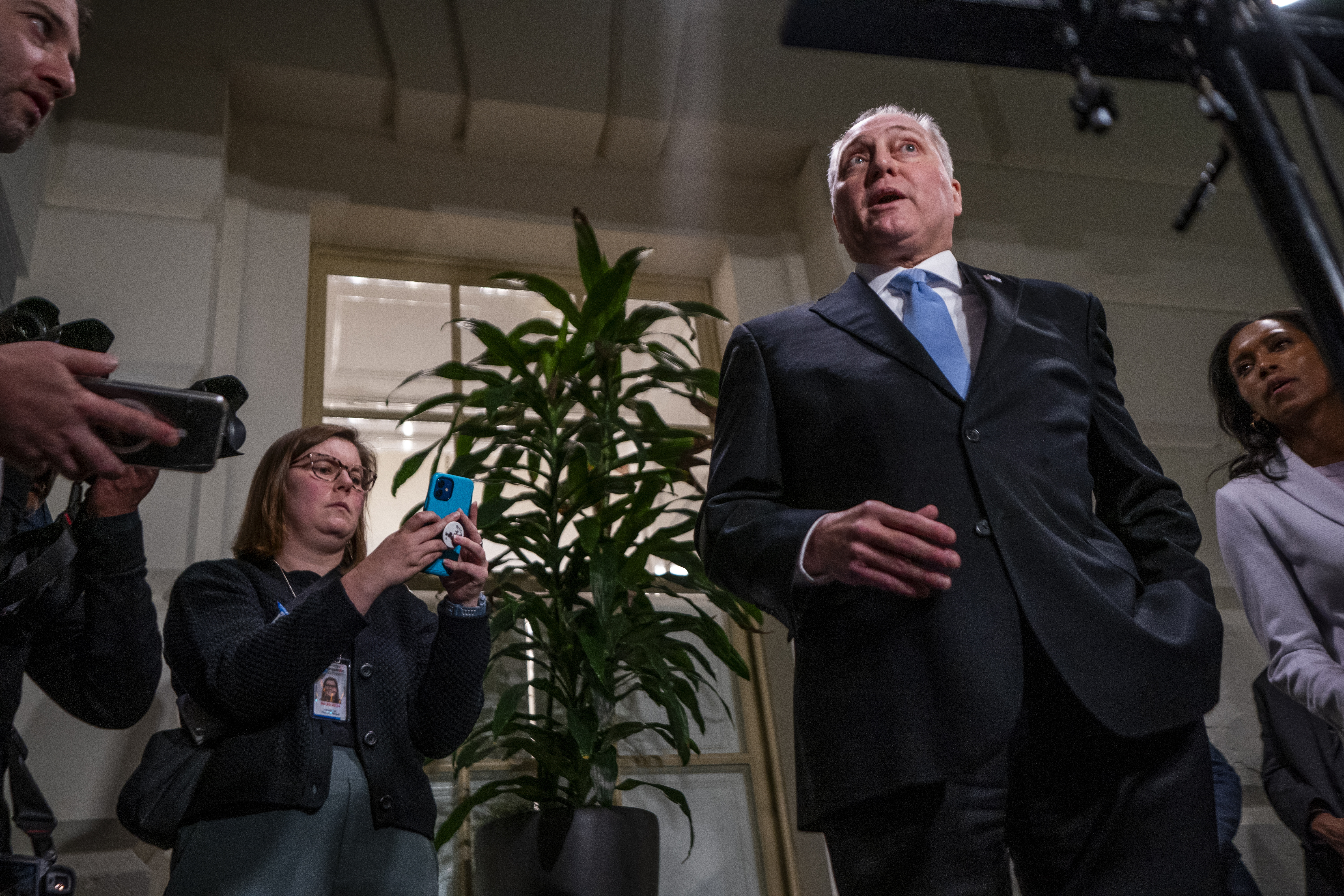 Steve Scalise se retira de la carrera para ser presidente de la Cámara de EE. UU.