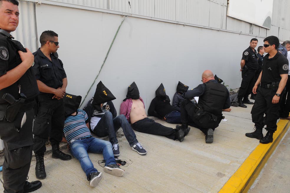 Cancillería responde por el caso de los colombianos detenidos en Venezuela