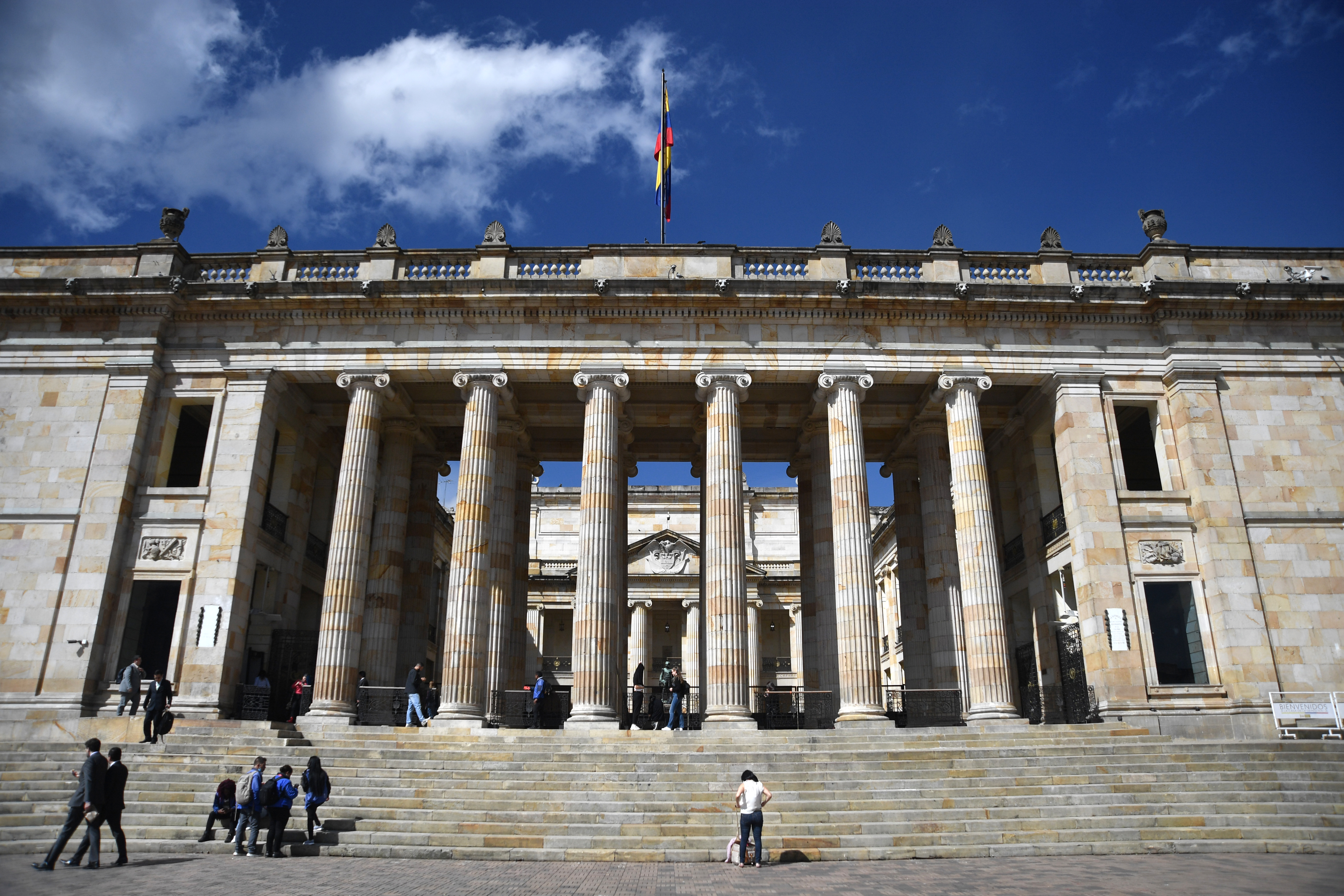 Polémica por $120 mil millones que Congreso busca para nuevas oficinas