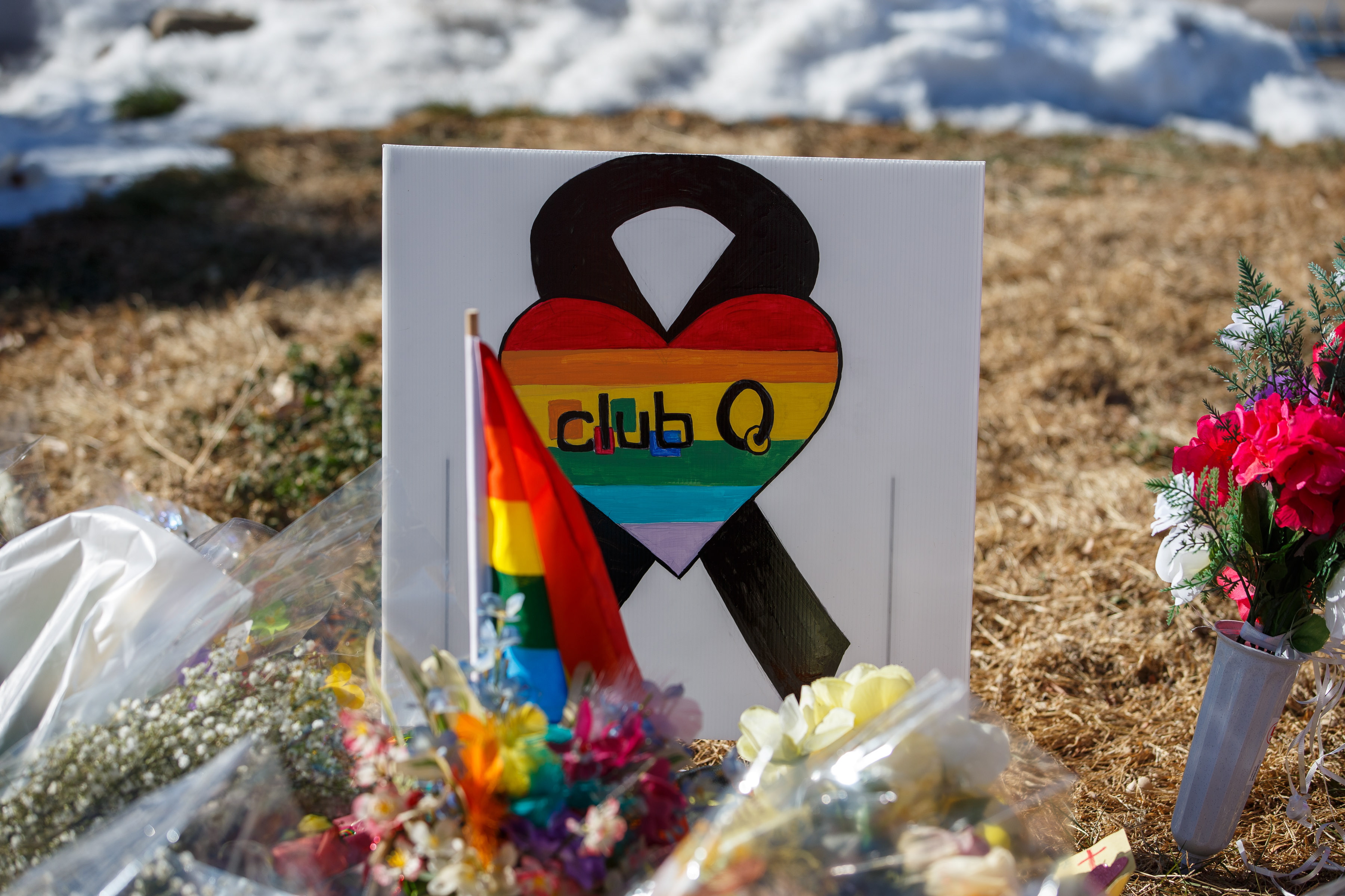 Presunto tirador de bar gay en EE. UU. a juicio por asesinato y crimen de odio