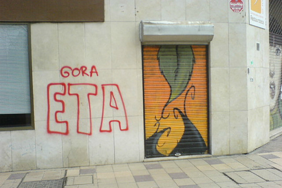 Tres puntos para entender por qué ETA quiere entregar las armas
