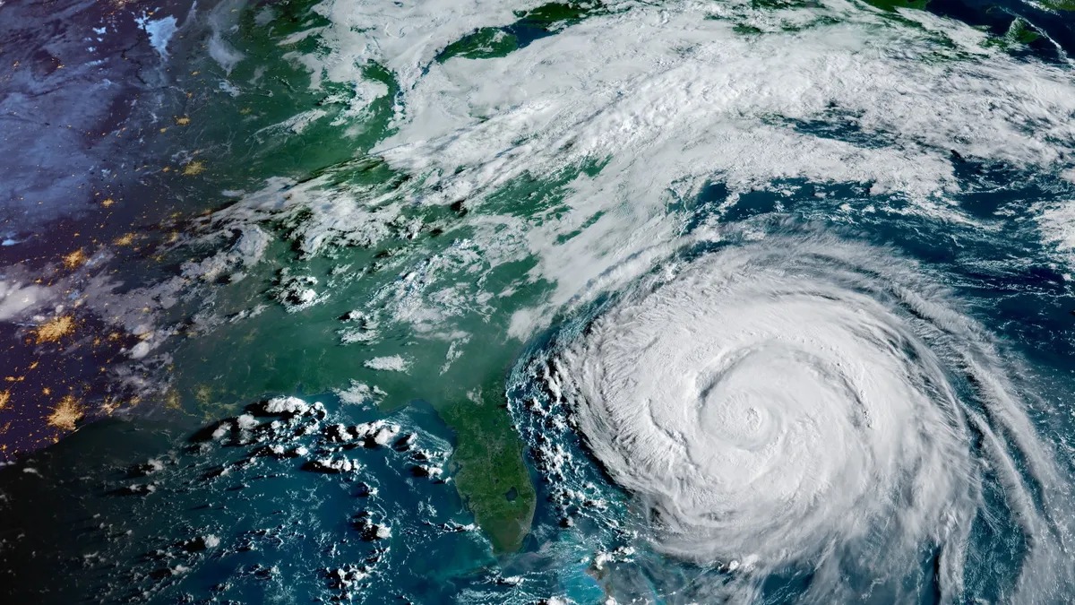 En video: satélites registraron el paso del huracán Erin por el mar Caribe