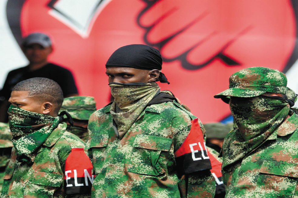 Un llamado a silenciar los fusiles con el ELN