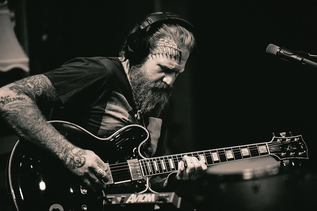 Murió Brent Hinds, fundador de conocida banda de metal. Sufrió accidente de tránsito