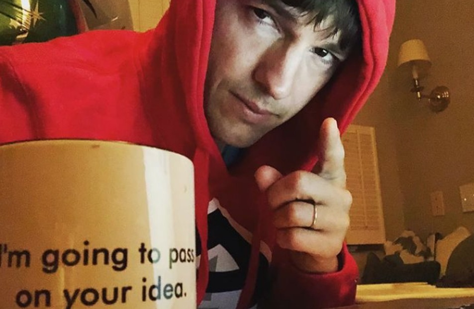 Ashton Kutcher: Así fue su lucha contra la vasculitis para no quedar ciego y sordo