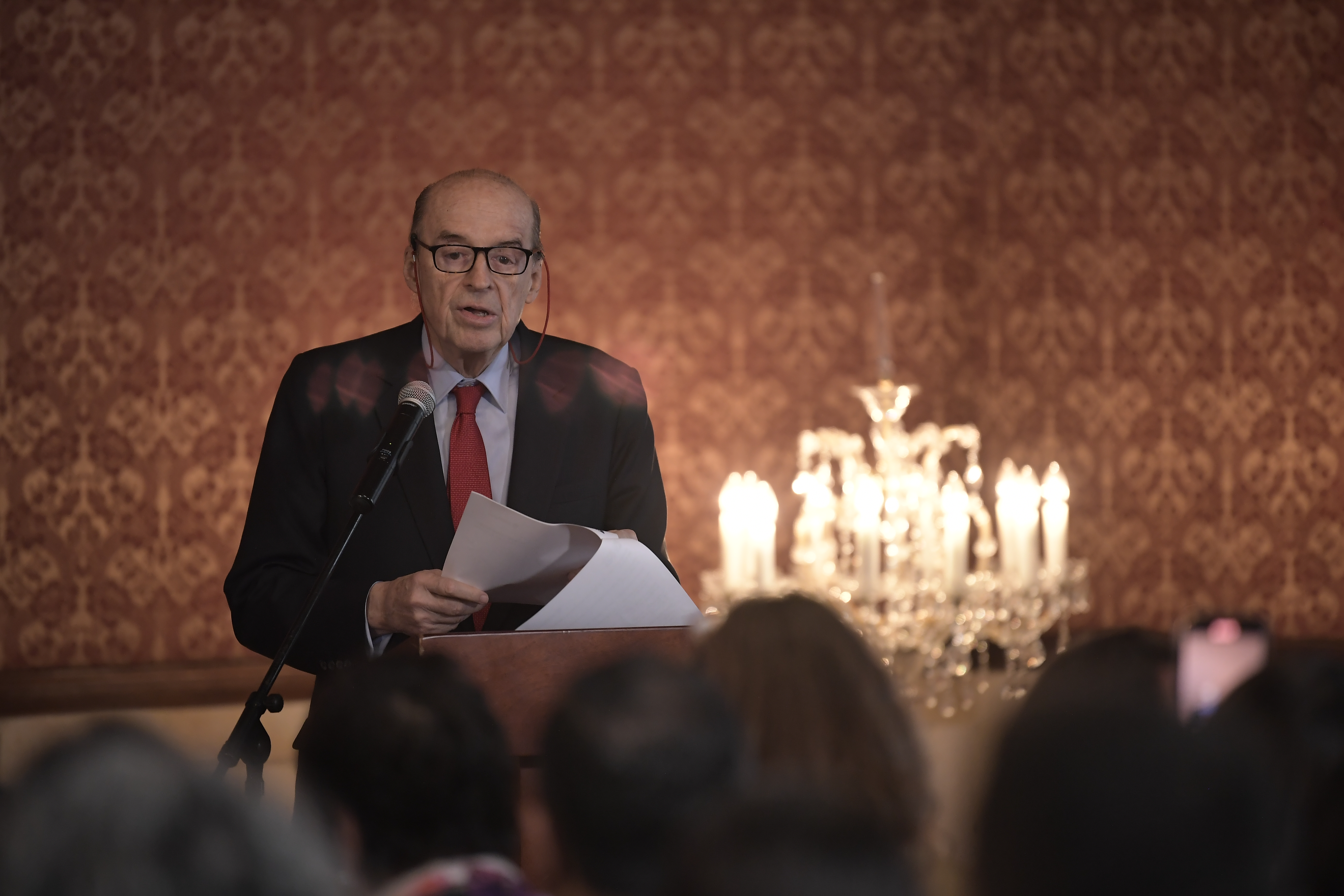 Álvaro Leyva habló con su homólogo saudí sobre Gaza: “Debemos lograr una paz justa”