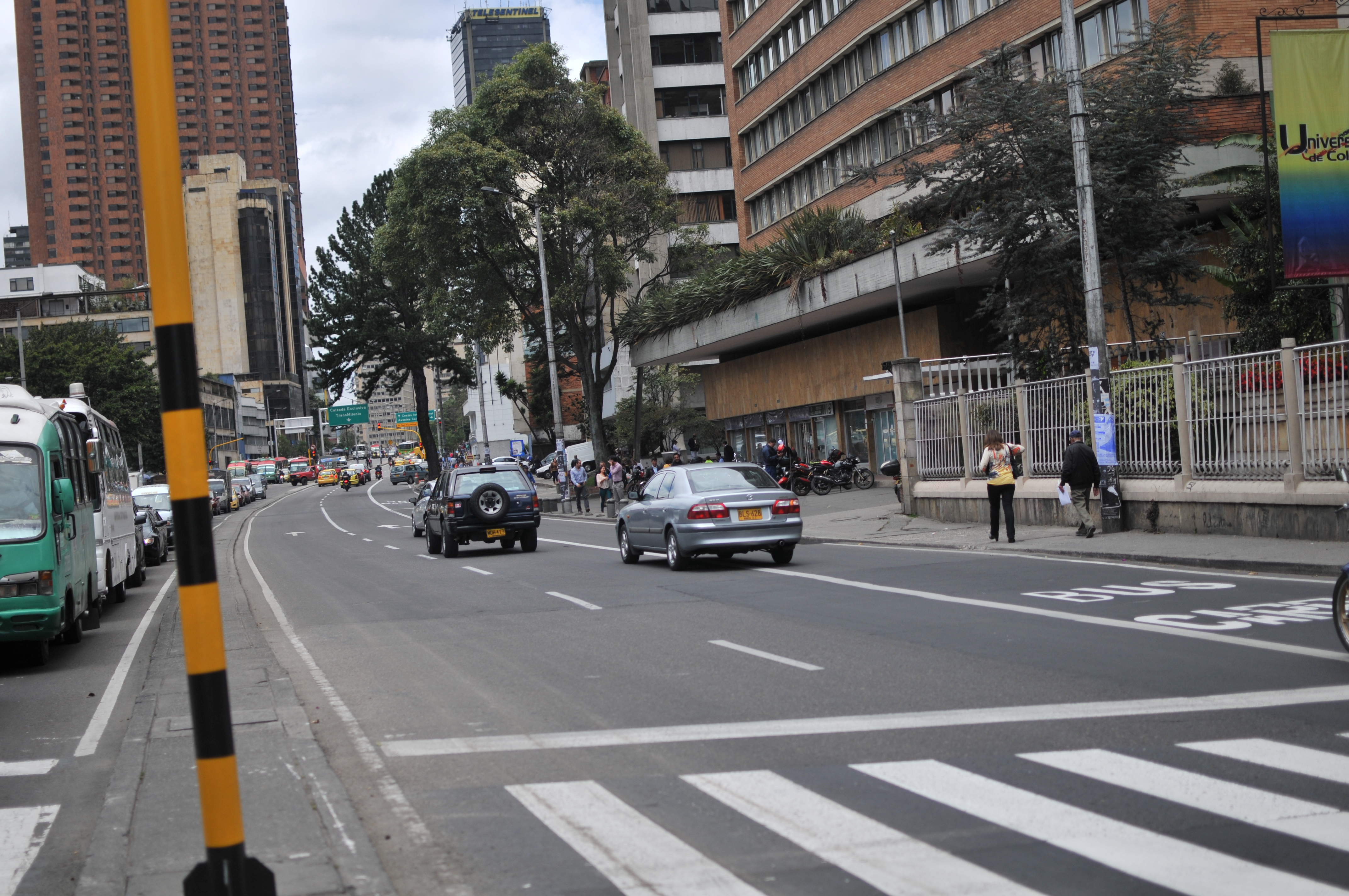 La carrera Séptima, integra el carril especial para el sistema integrado de Transporte Público (SITP).
