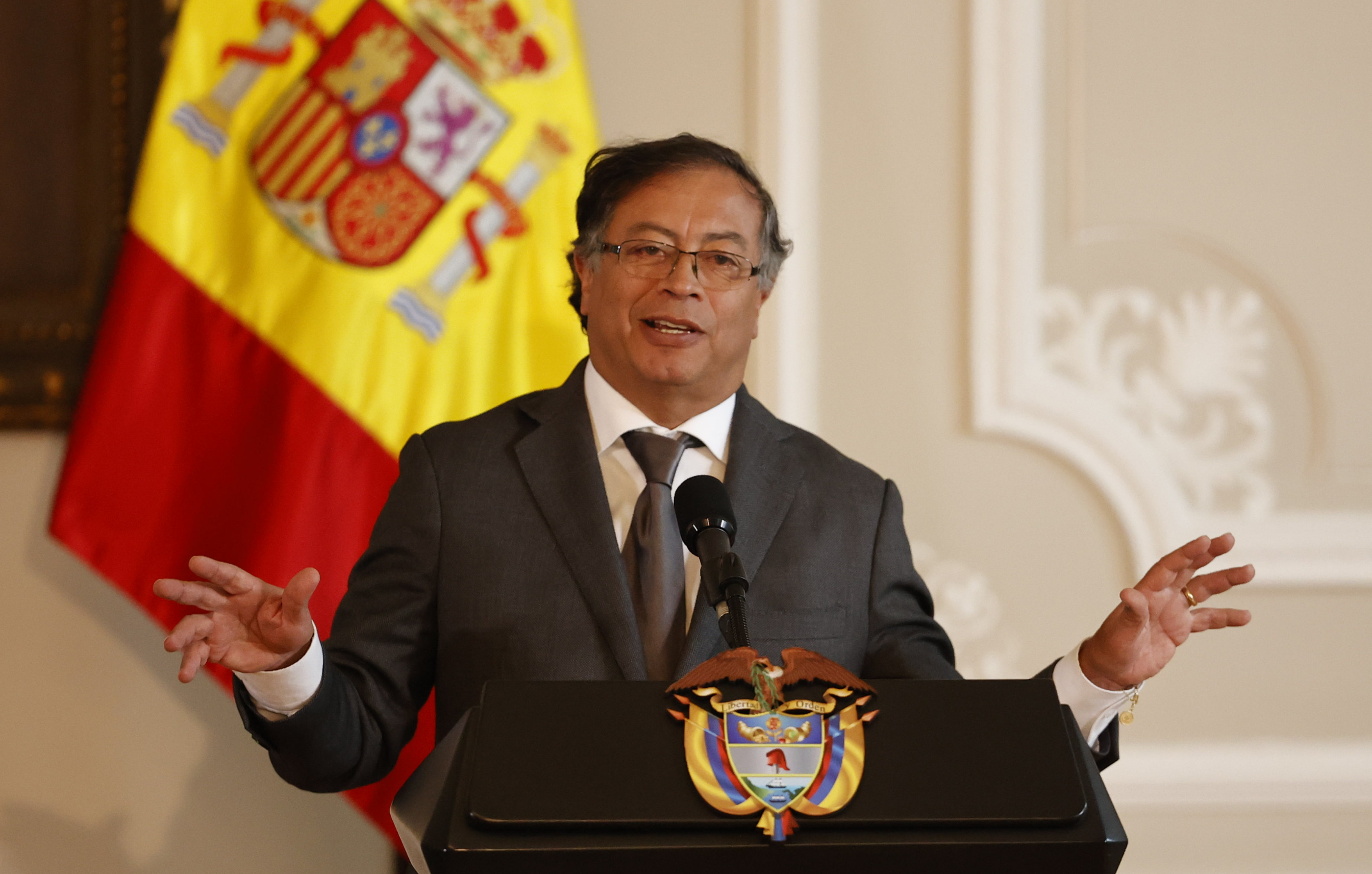 Petro pide a la CAN convocar conferencia sobre ‘fracaso’ de guerra contra las drogas