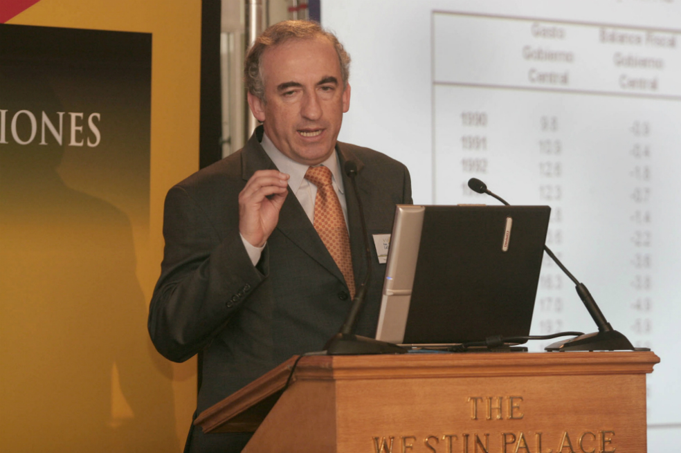 Leonardo Villar de Fedesarrollo a miembro principal del Directorio del FMI