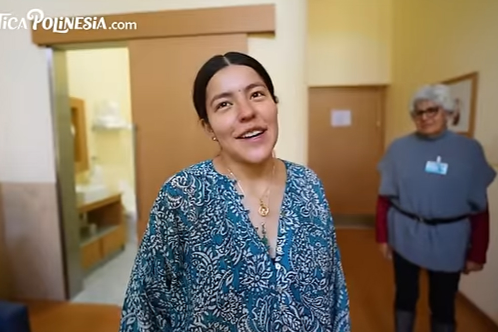 Lesslie Polinesia dio a luz y salió del hospital llorando afligida, sin su bebé