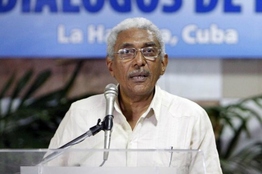 Joaquín Gómez, líder de la Farc, denuncia “persecución” por parte de inteligencia militar