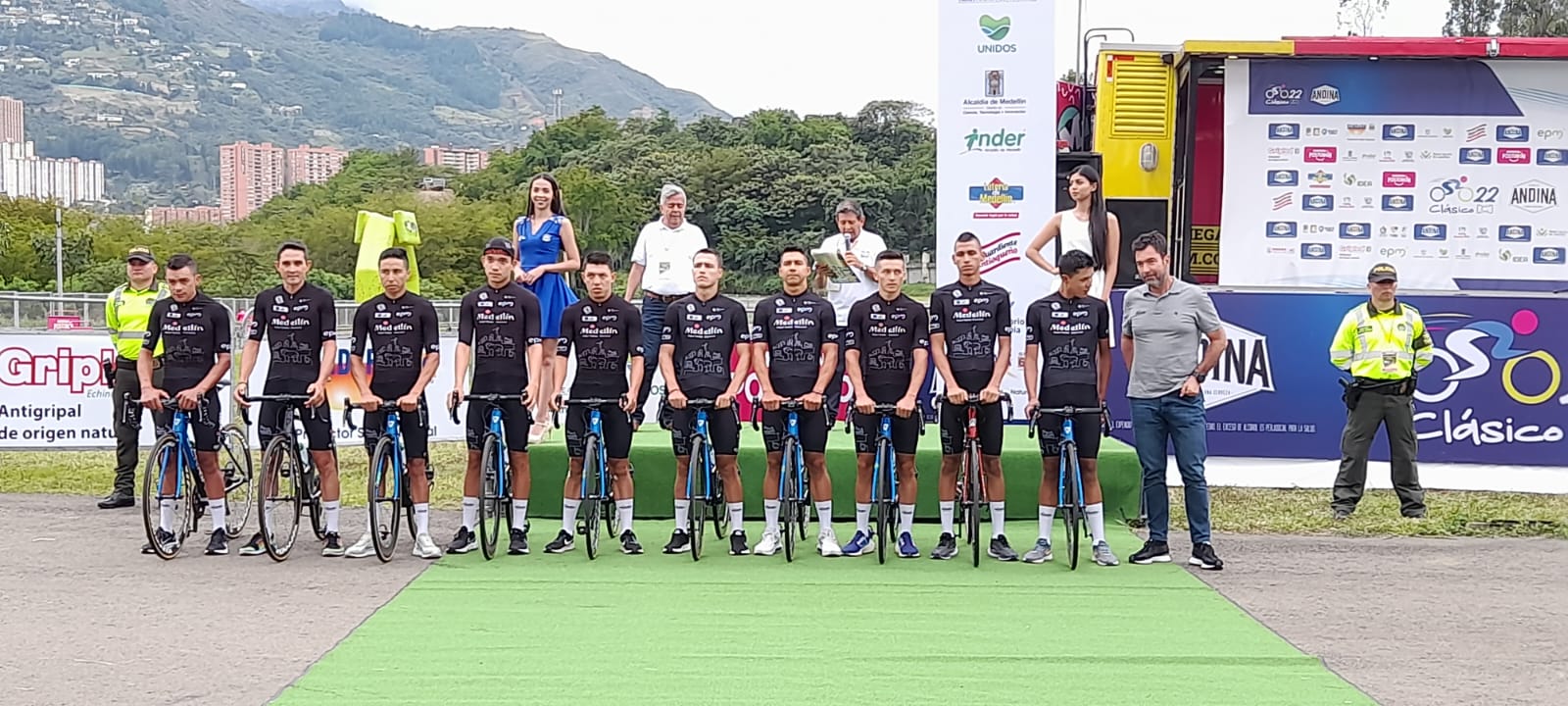 En Bello, el Clásico RCN se estrenó y presentó los equipos