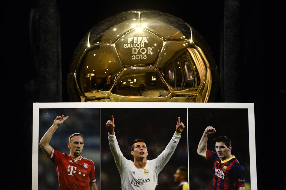 Franck Ribéry, Cristiano Ronaldo y Lionel Messi son los tres candidatos para llevarse el premio al mejor jugador de 2013. / AFP
