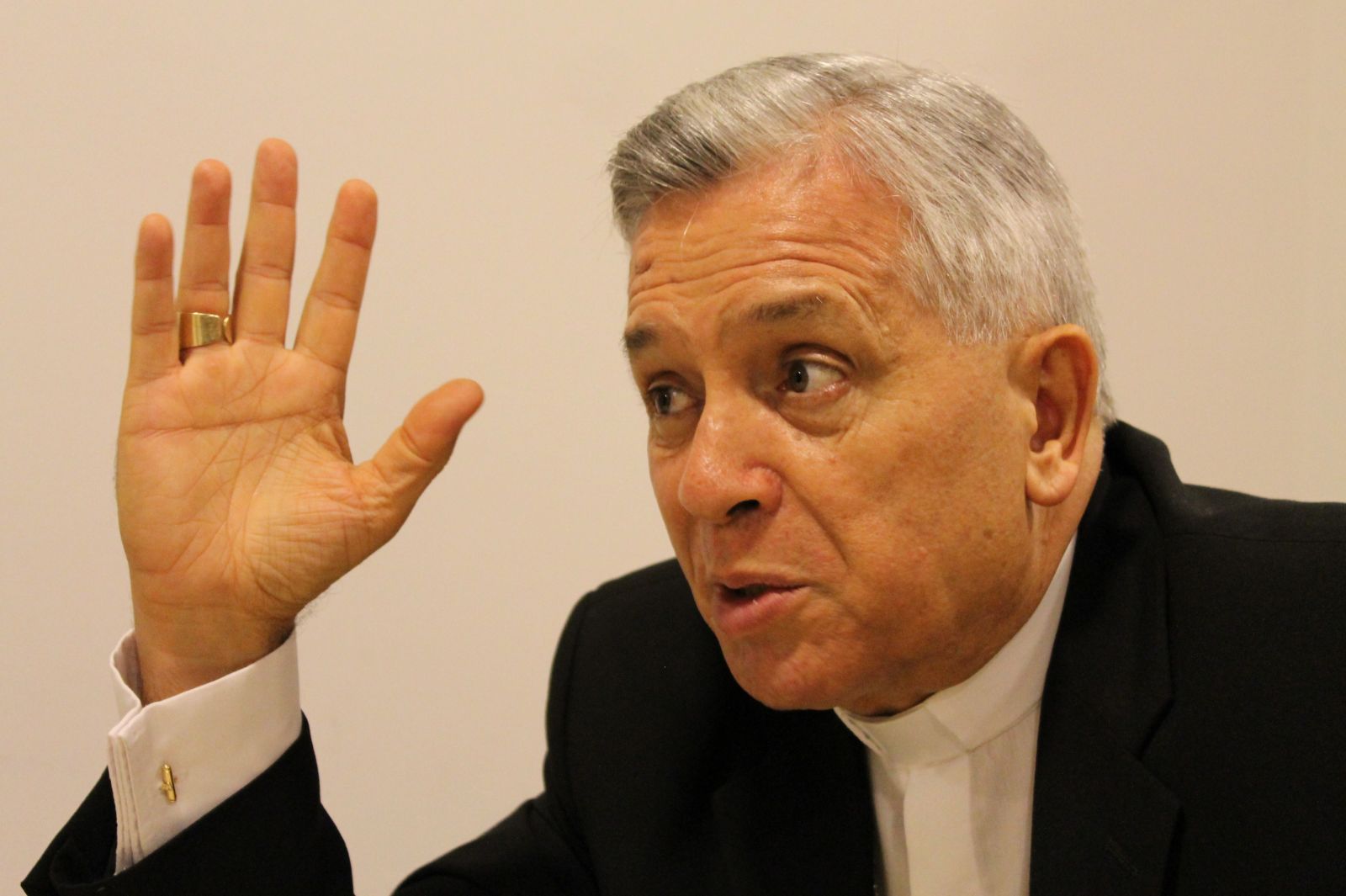 Arzobispo de Cali criticó el papel de los medios en el proceso electoral