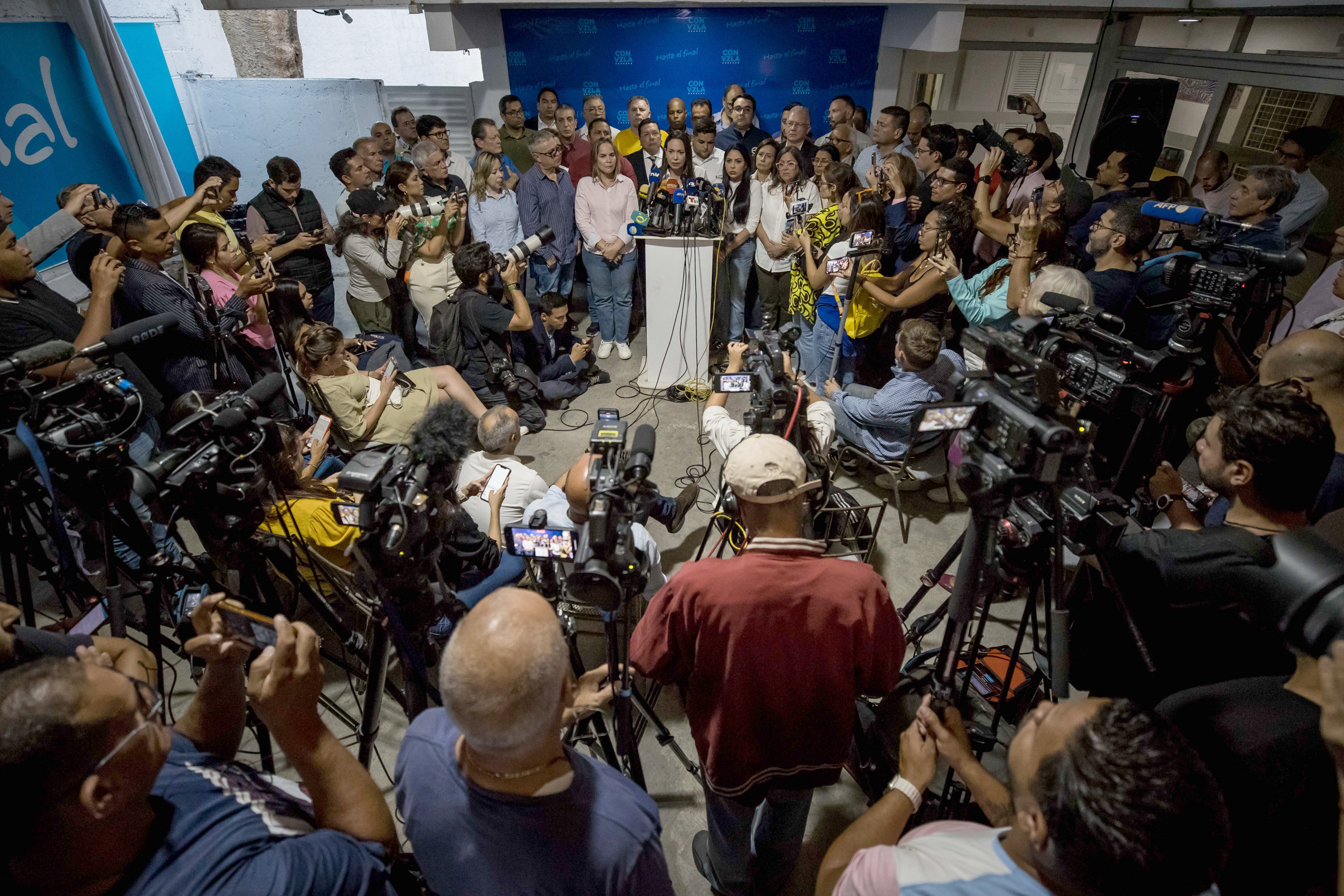 Venezuela elige: inicia la inscripción de candidatos con la oposición acorralada
