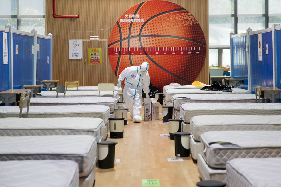 Wuhan cerró hospitales construidos temporalmente para contener el coronavirus