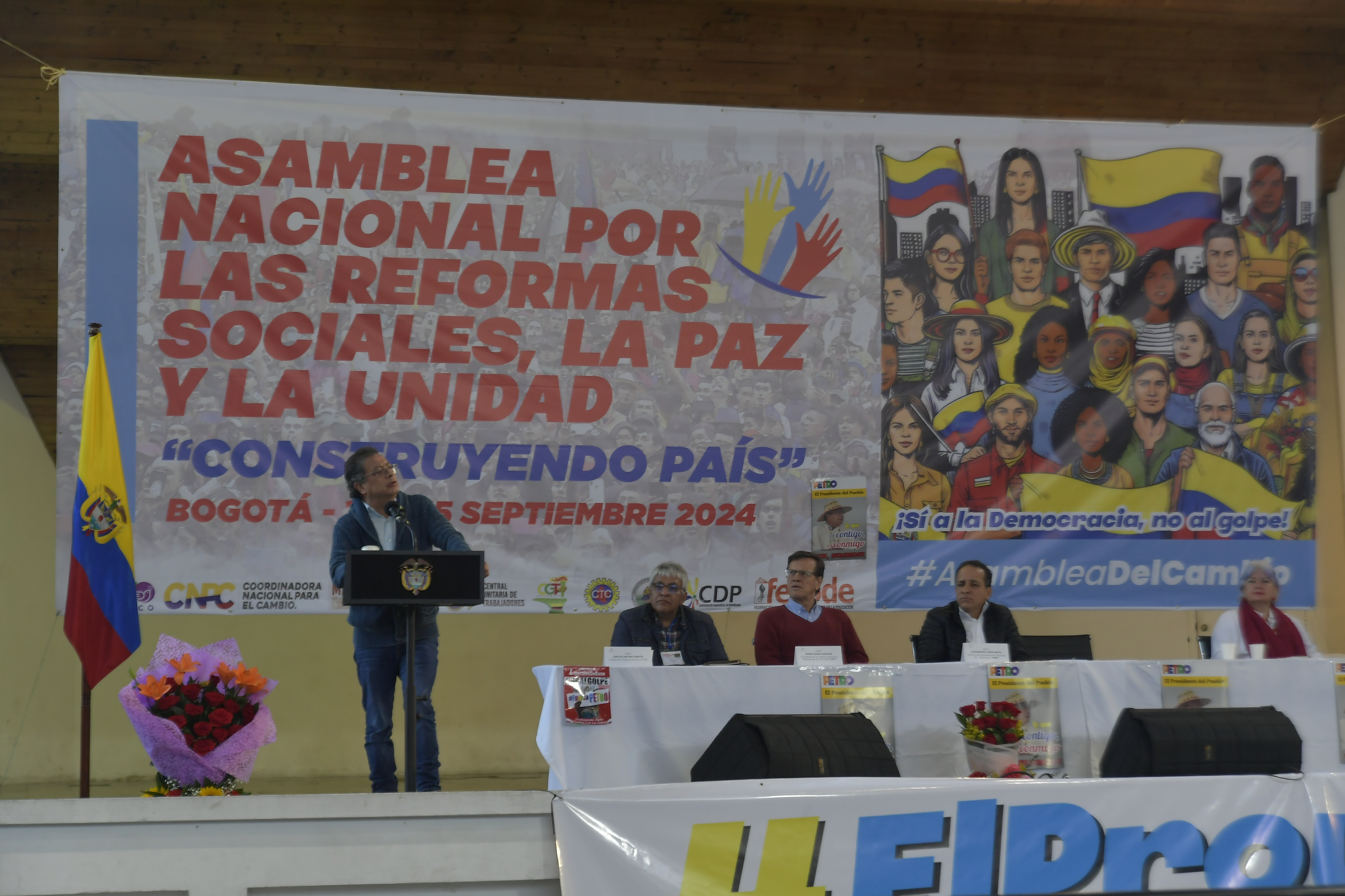 El Polo Democrático se mete de lleno a la unión con el Pacto Histórico que pidió Petro