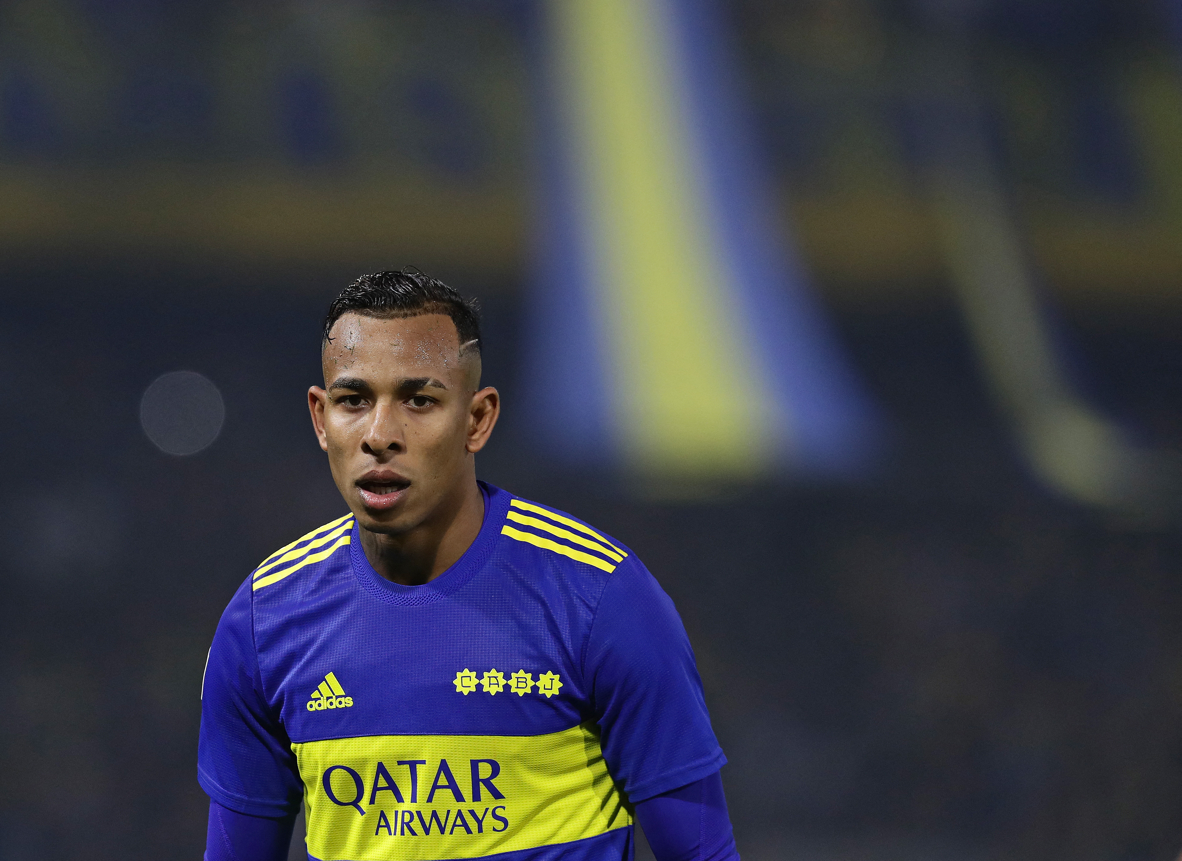 Sebastián Villa, lesionado, no jugará lo que queda del año