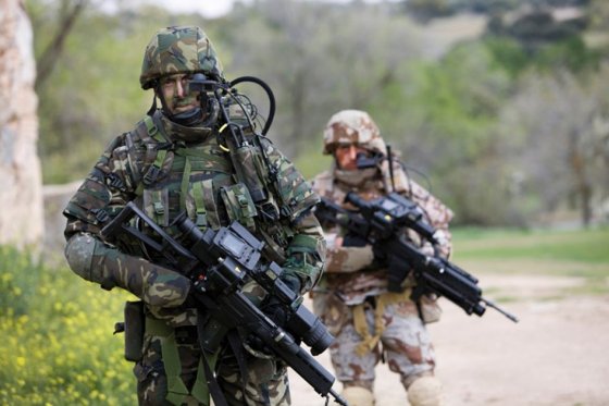 Industria militar colombiana va a feria en Brasil con la mira puesta en Corea