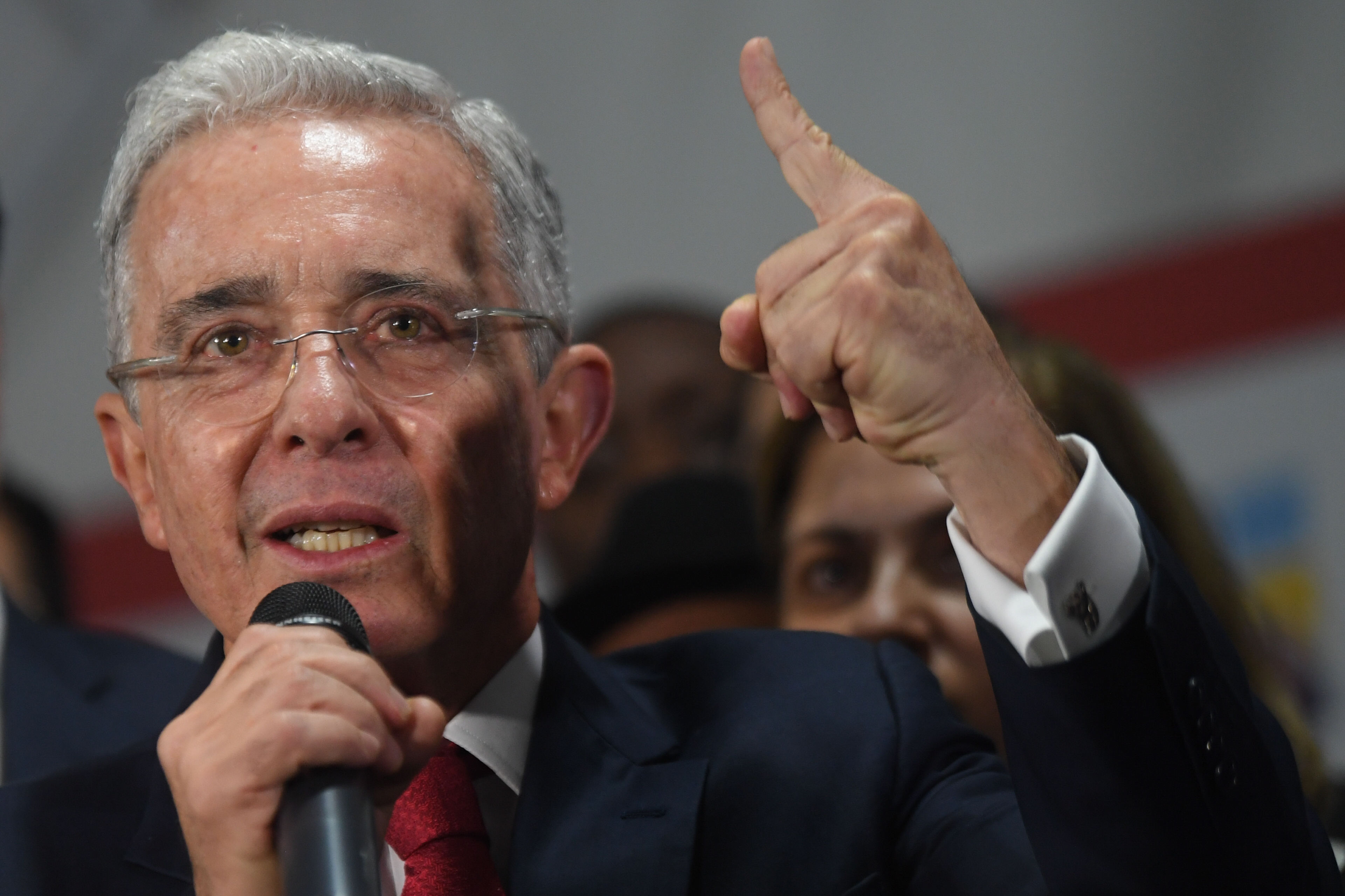 Caso Uribe: Fiscalía pide preclusión, ¿Qué sigue en el proceso?