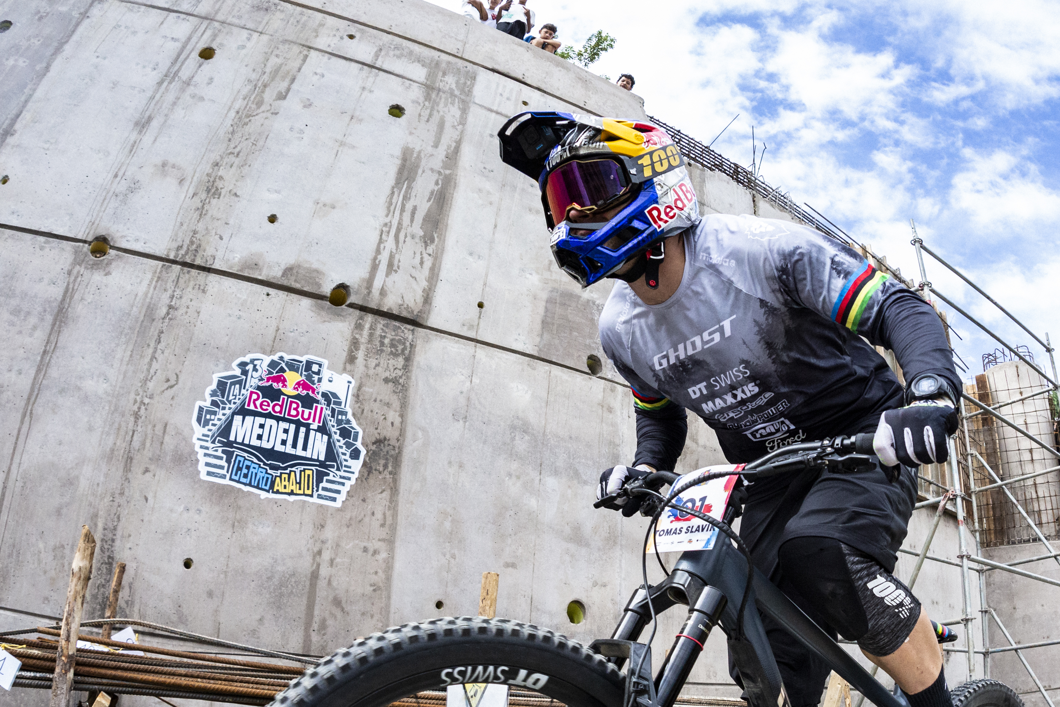 Downhill Comuna 13