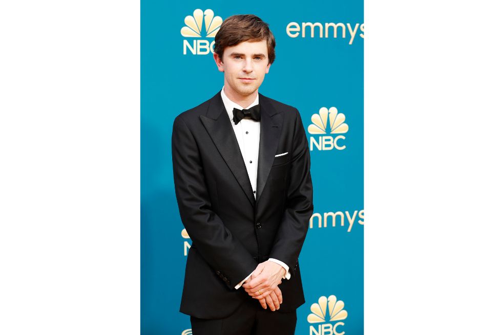 Las celebridades estadounidenses más importantes llegaron a la gala de los Premios Emmy y lucieron sus mejores prendas.