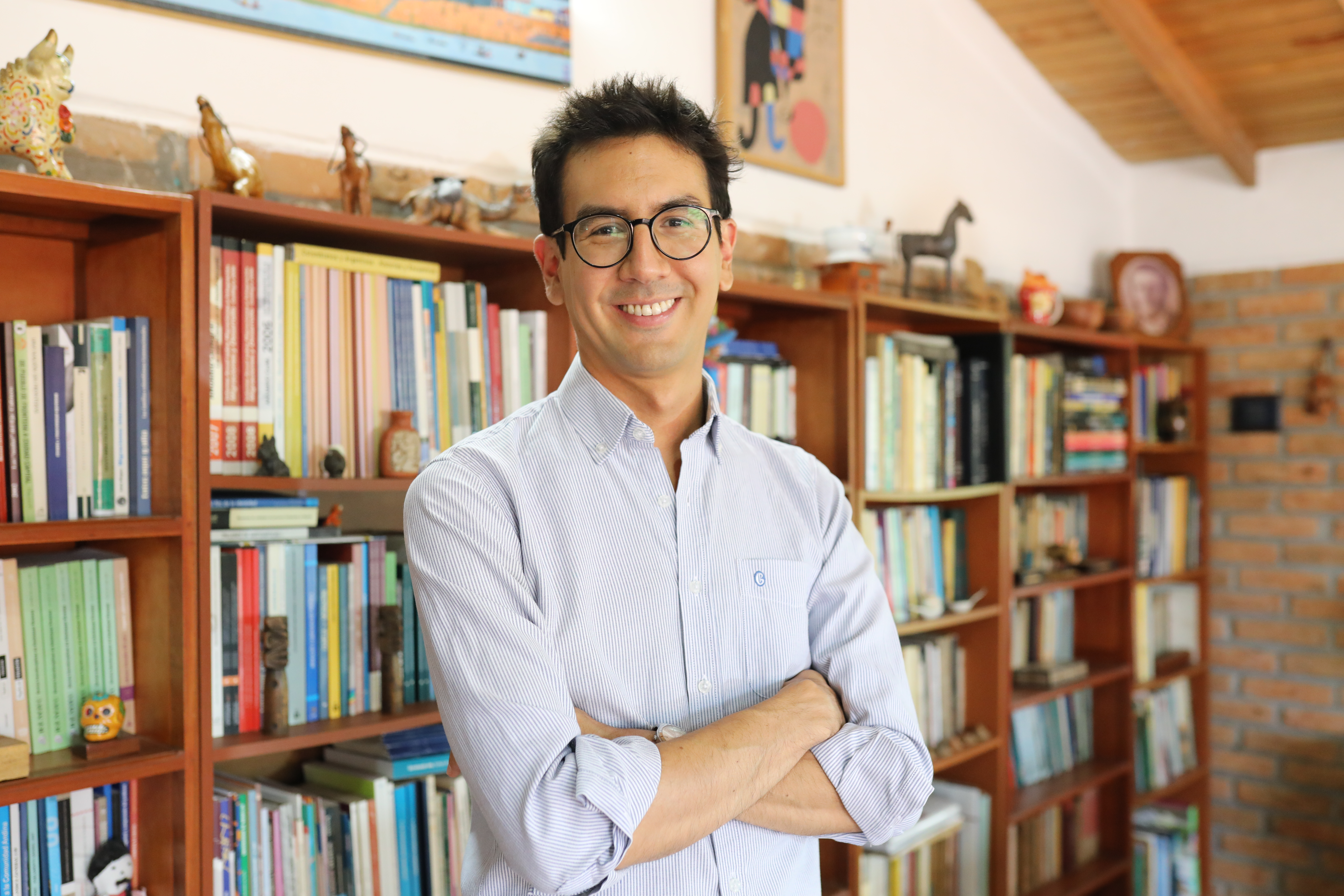Javier Mejía Cubillos estudió Economía en la Universidad de los Andes.