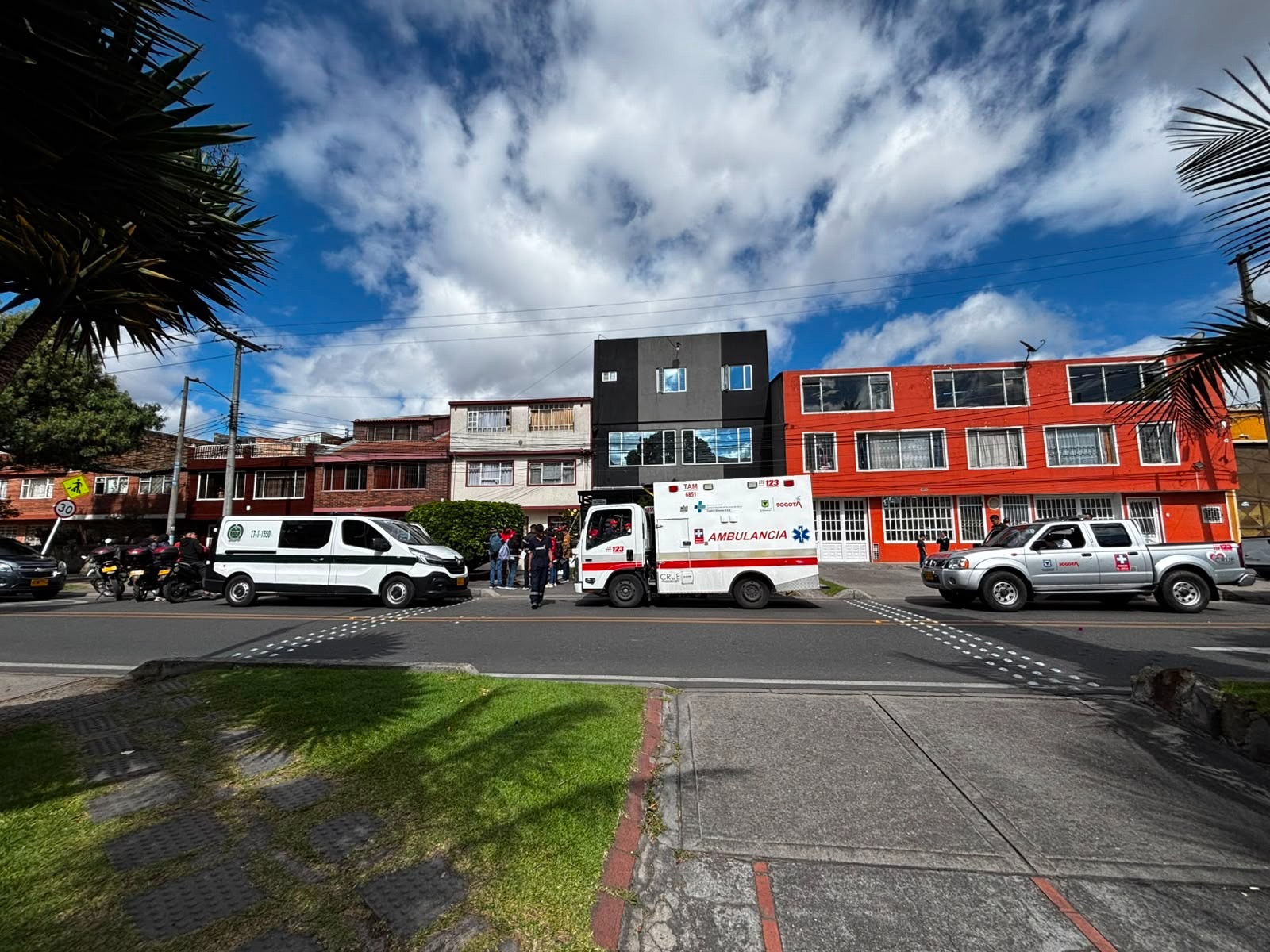 Sellados, pero operando: así evaden los controles algunos centros estéticos en Bogotá