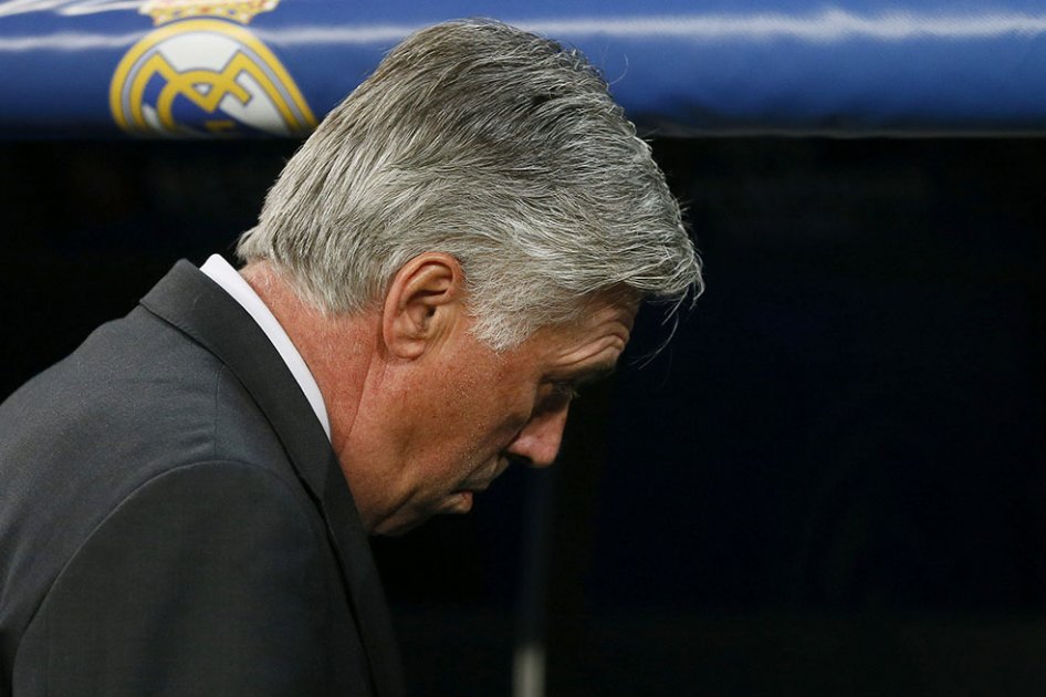 Carlo Ancelotti, apenado